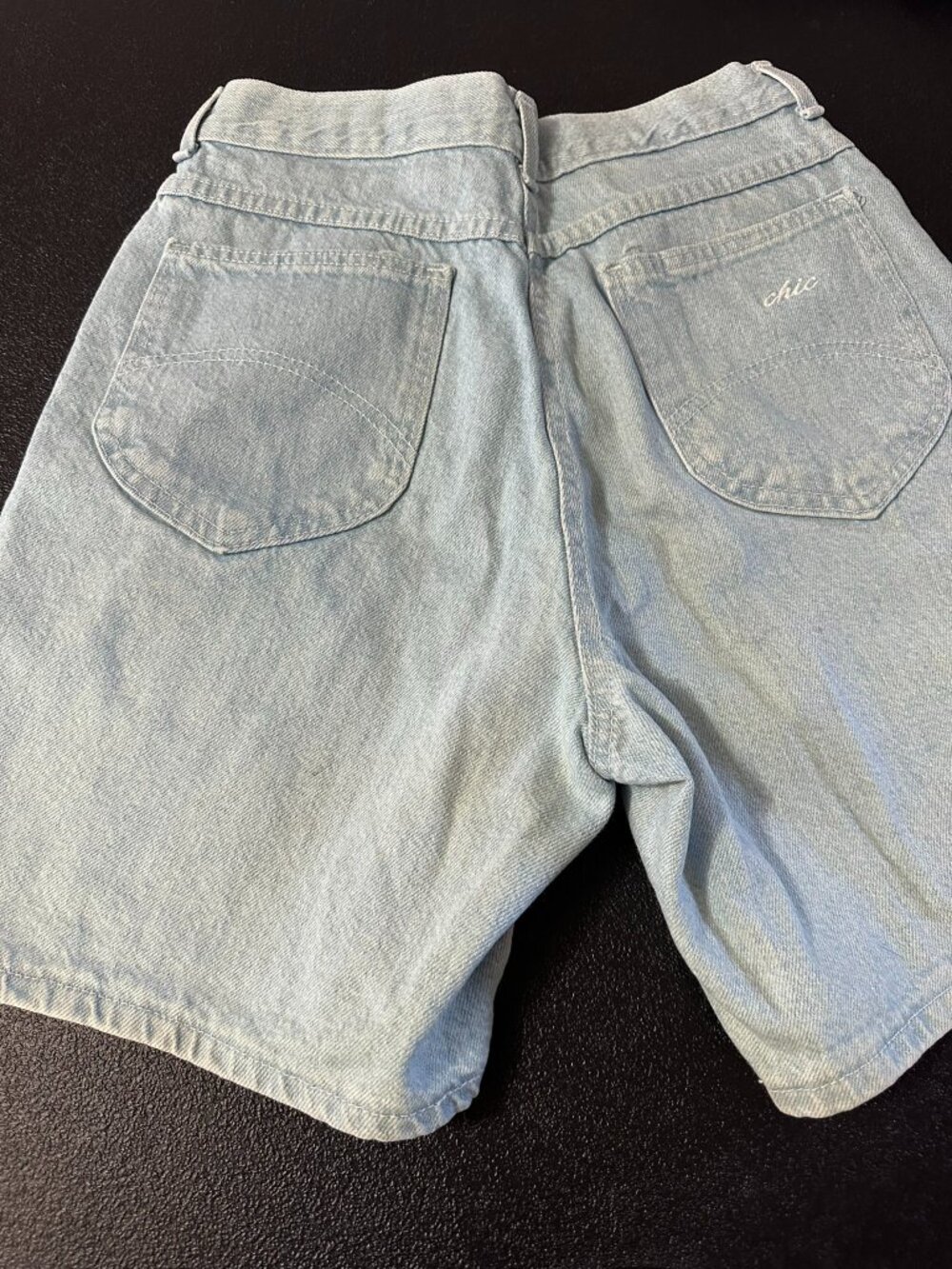 1990’s Chic Brand Denim Shorts EVC - Picture 2 of 7